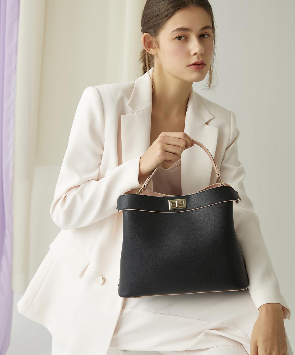 메트로시티, 스튜디오세라,