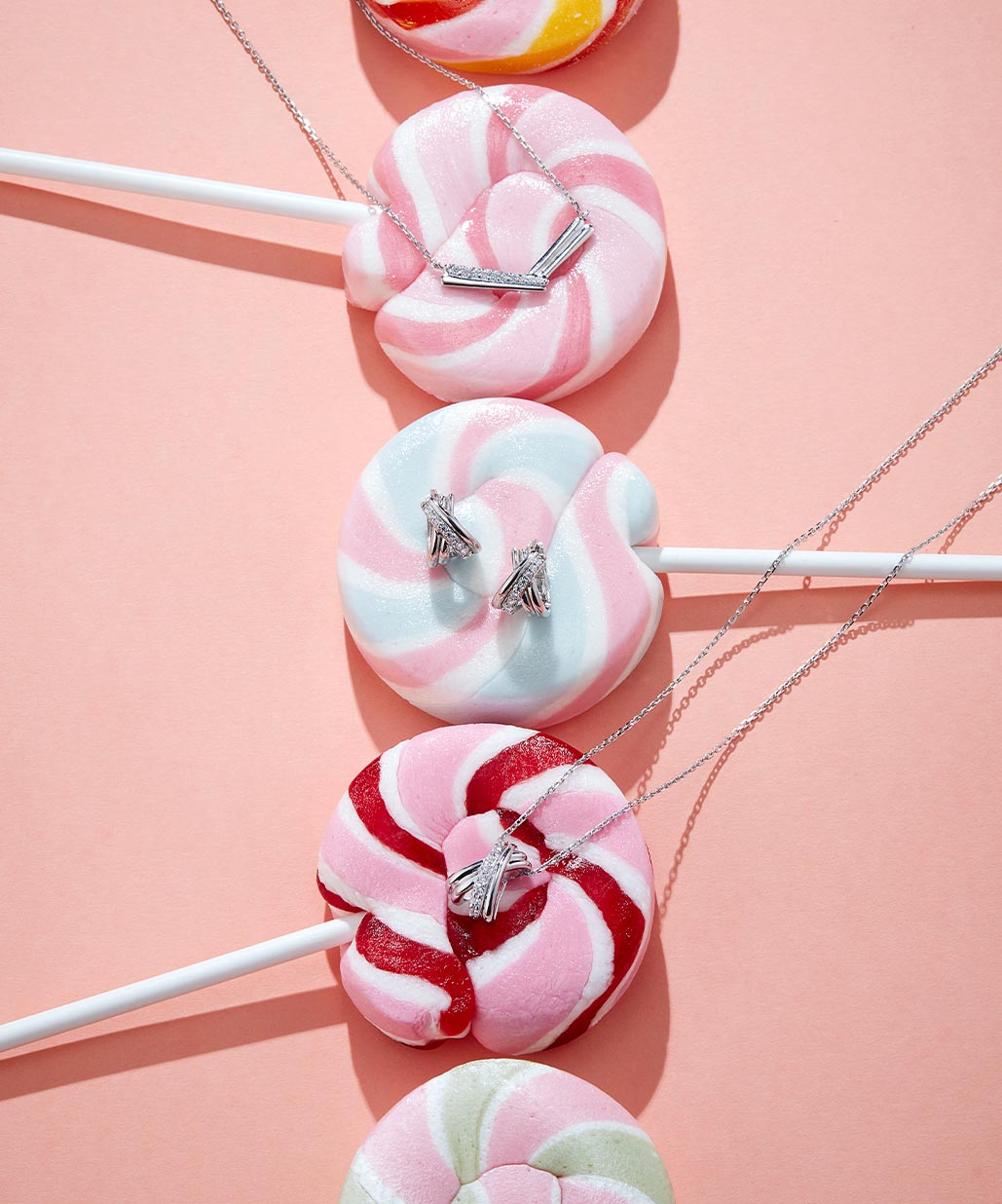 메트로시티, 티르리르,