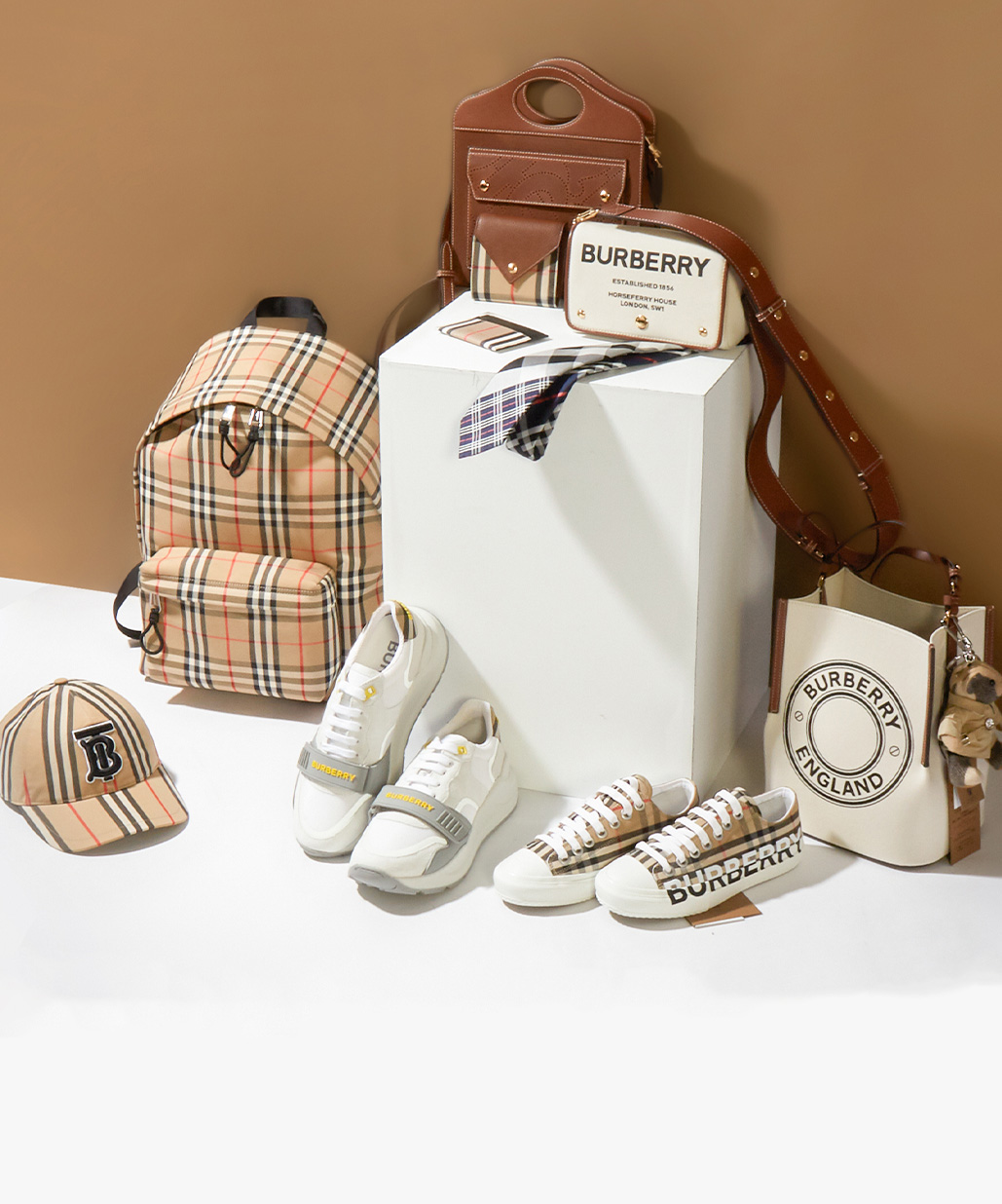 버버리,프라다 외