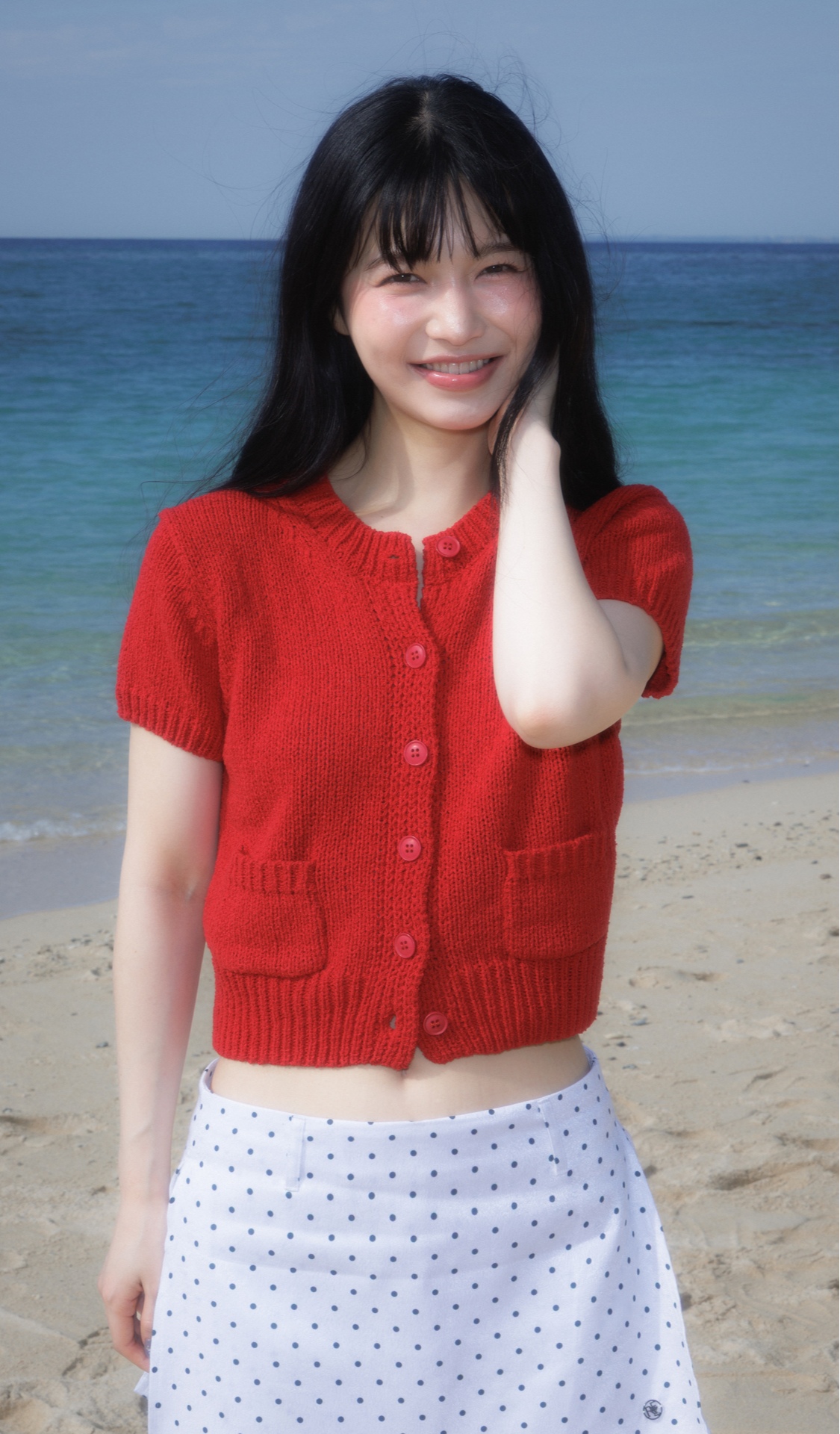 blured_발랄한 컬러감으로
레이어드하기 좋은