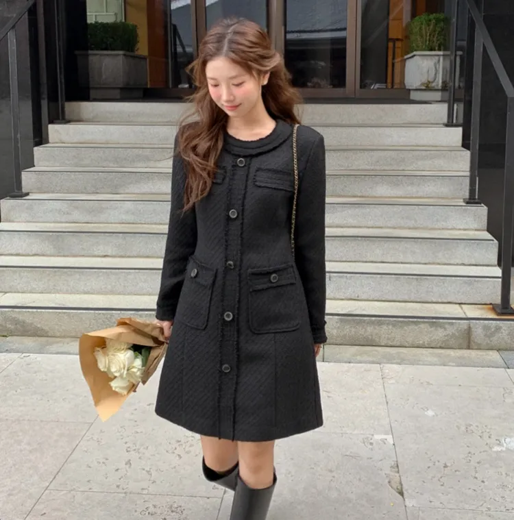 겨울 무드 가득한
르블랑 트위드 원피스-