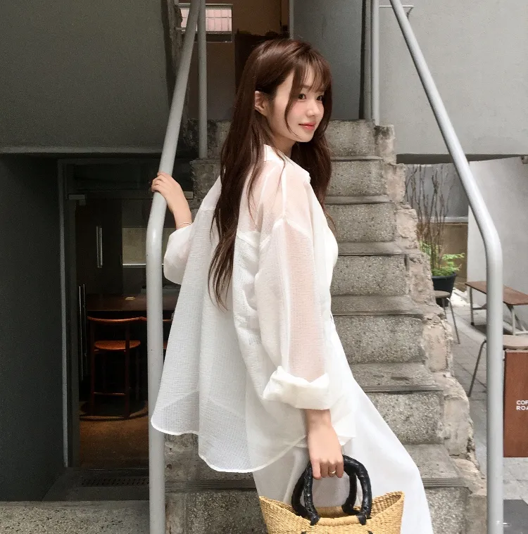 여름이랑 찰떡
체크 시스루 셔츠