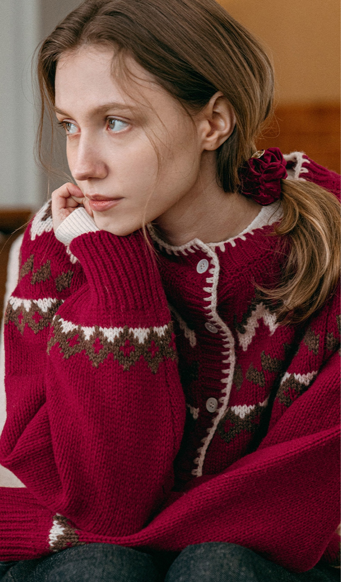 blured_SIYAZU
25 HOLIDAY