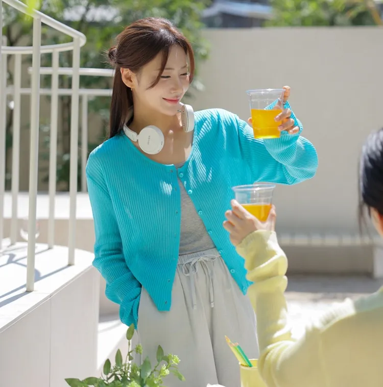 바캉스 무드~치맥 어때?
청량함 가득~썸머 가디건