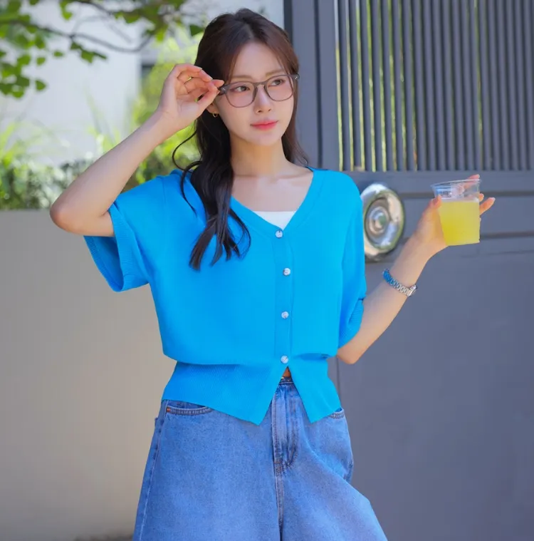 장마철, 상큼포텐룩 어때
가오리핏 여름가디건