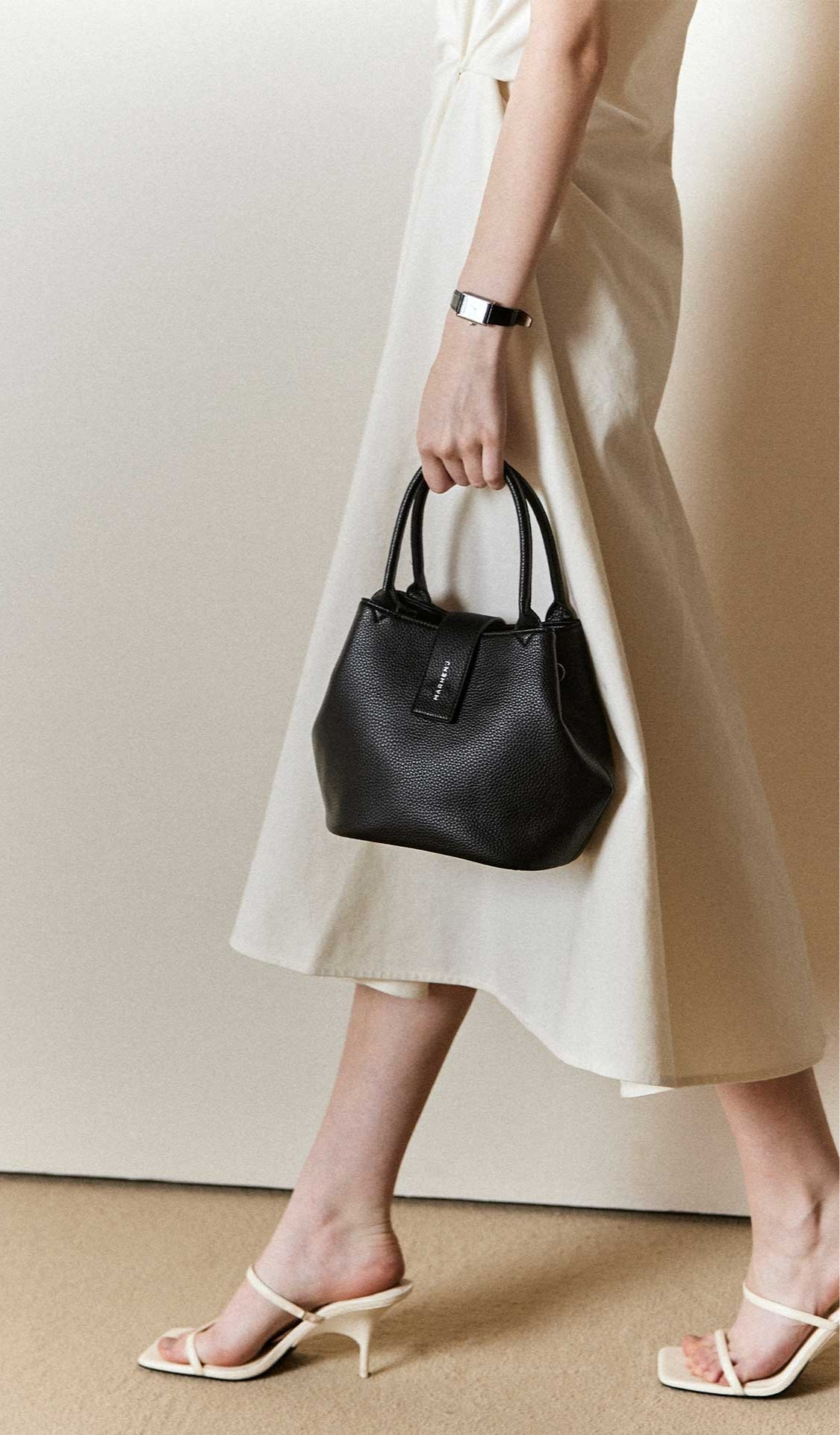 blured_가볍게 들기 좋은
미니백 추천