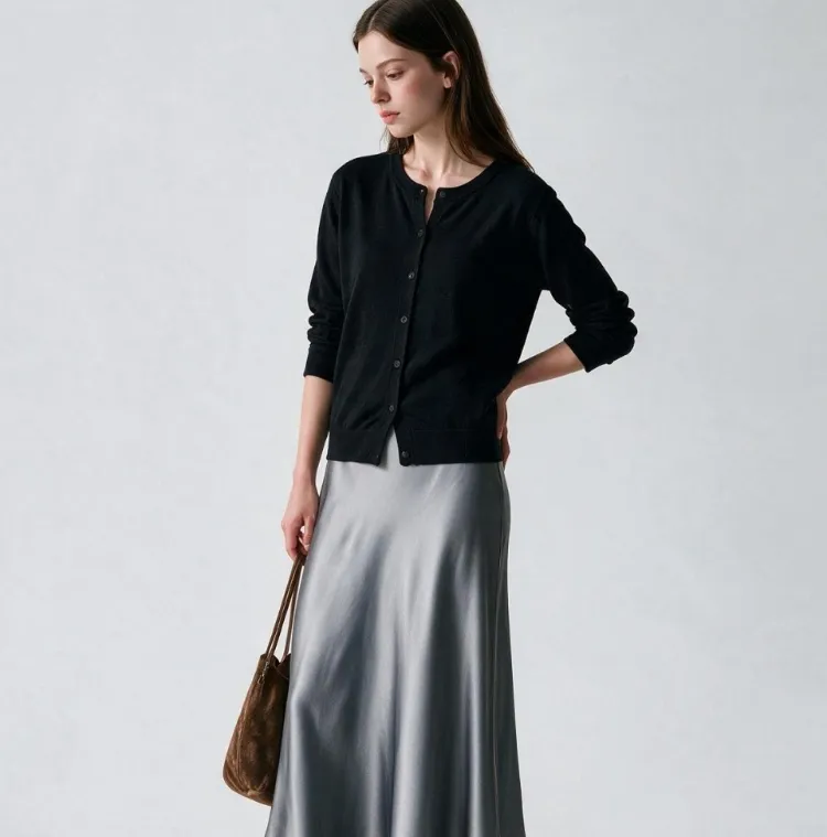 Quiet Bloom 
일상의 온도