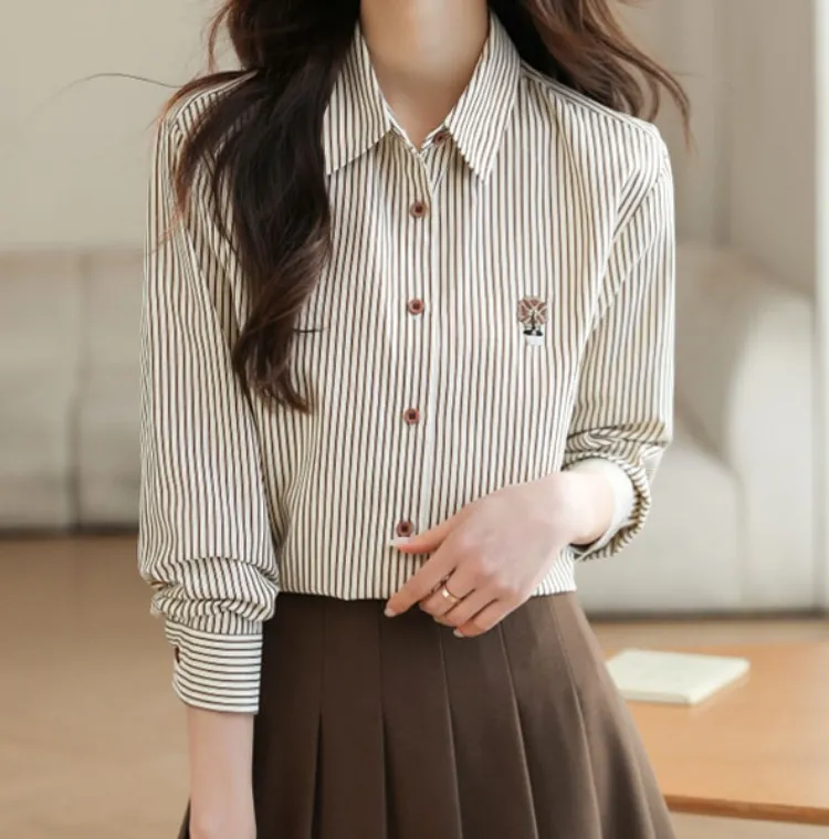 심플하고 세련된무드
스트라이프 셔츠