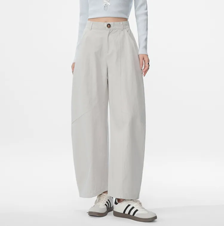 More Wide
Barrel Pants