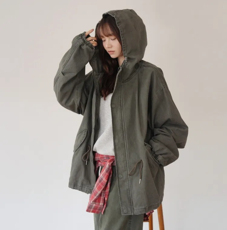 가을 준비의 시작은
분위기 있는 아우터부터~