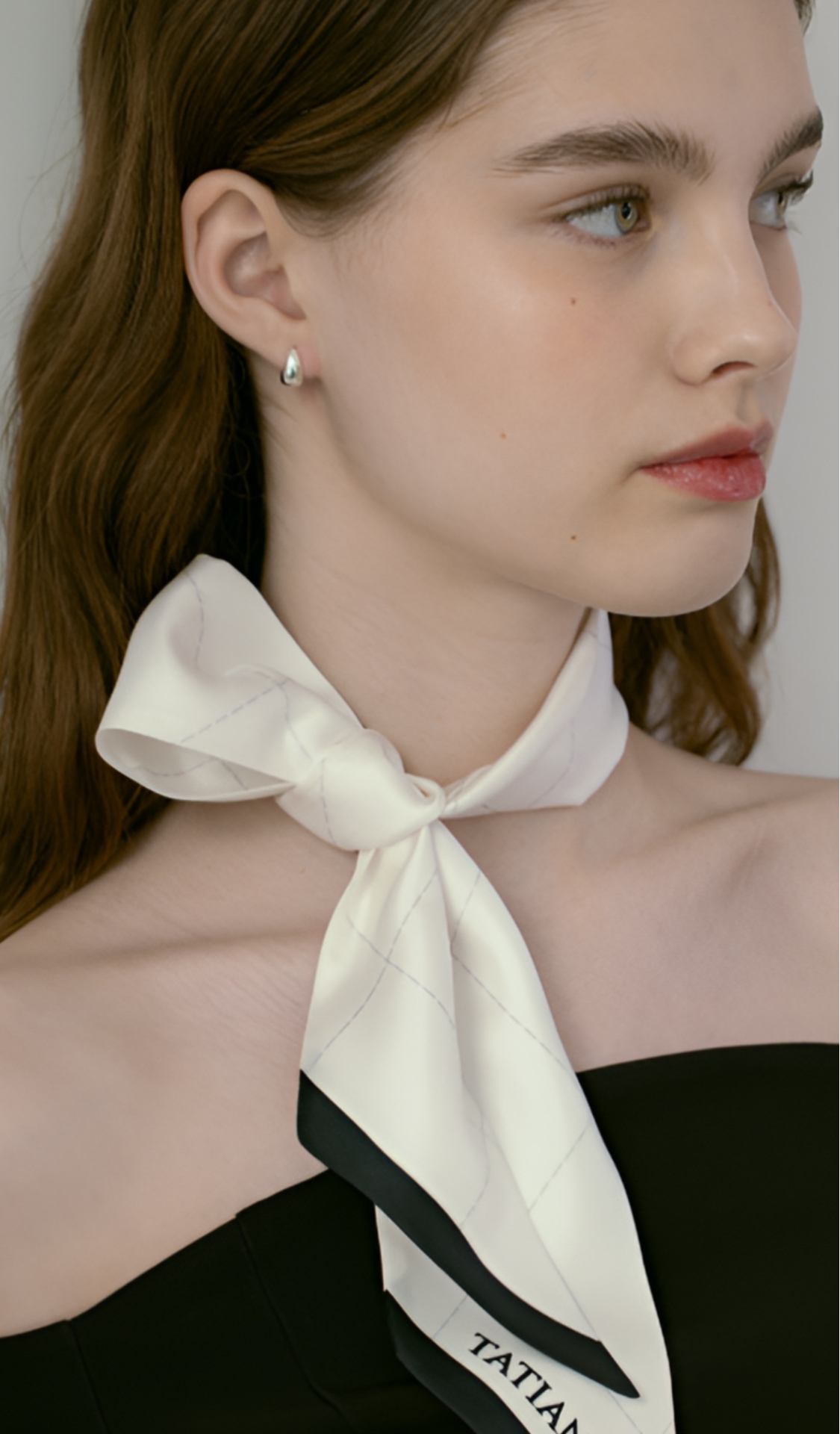 blured_느낌 하객룩
포인트 아이템