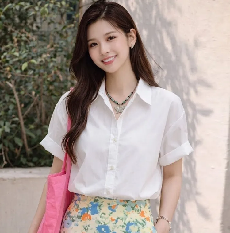 봄바람 타고 온 데일리룩
1+1 반팔 셔츠