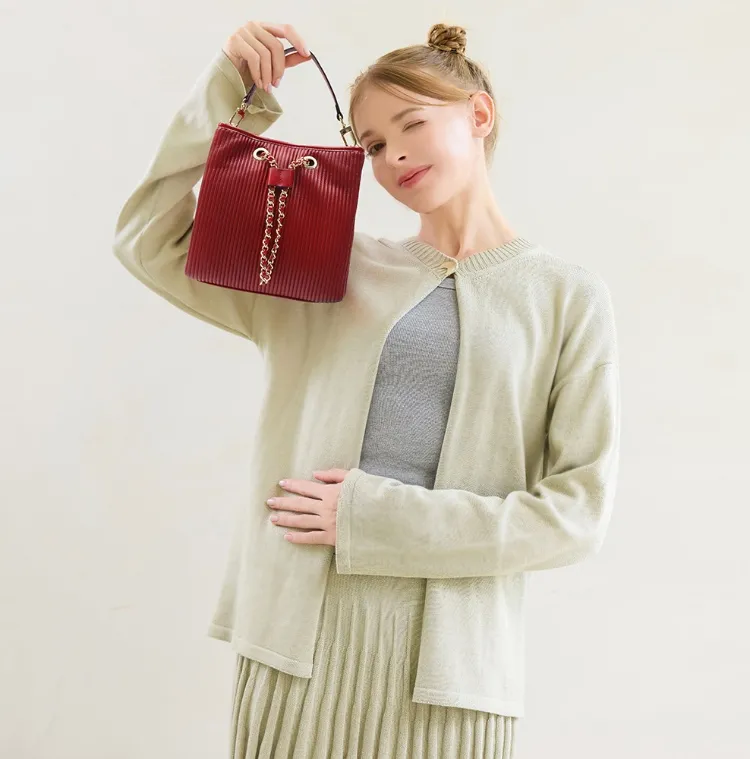 BANA BANA BAG
25FW NEW 컬렉션