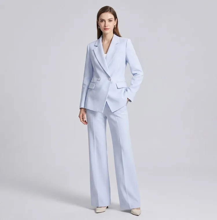 세련된 감각
완벽한 출근룩 