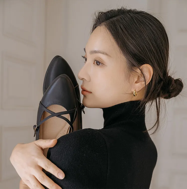 26 Spring
가뿐한 걸음걸음