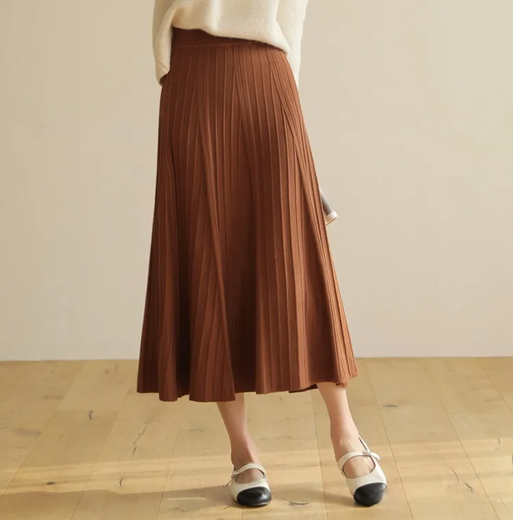 예쁜 플리츠 롱스커트
밴딩 플리츠 니트 스커트