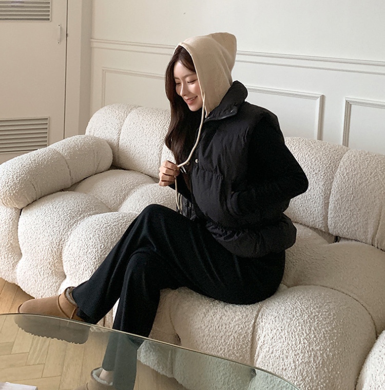 어디에나 어울리는
따뜻한 니트후드 패딩조끼