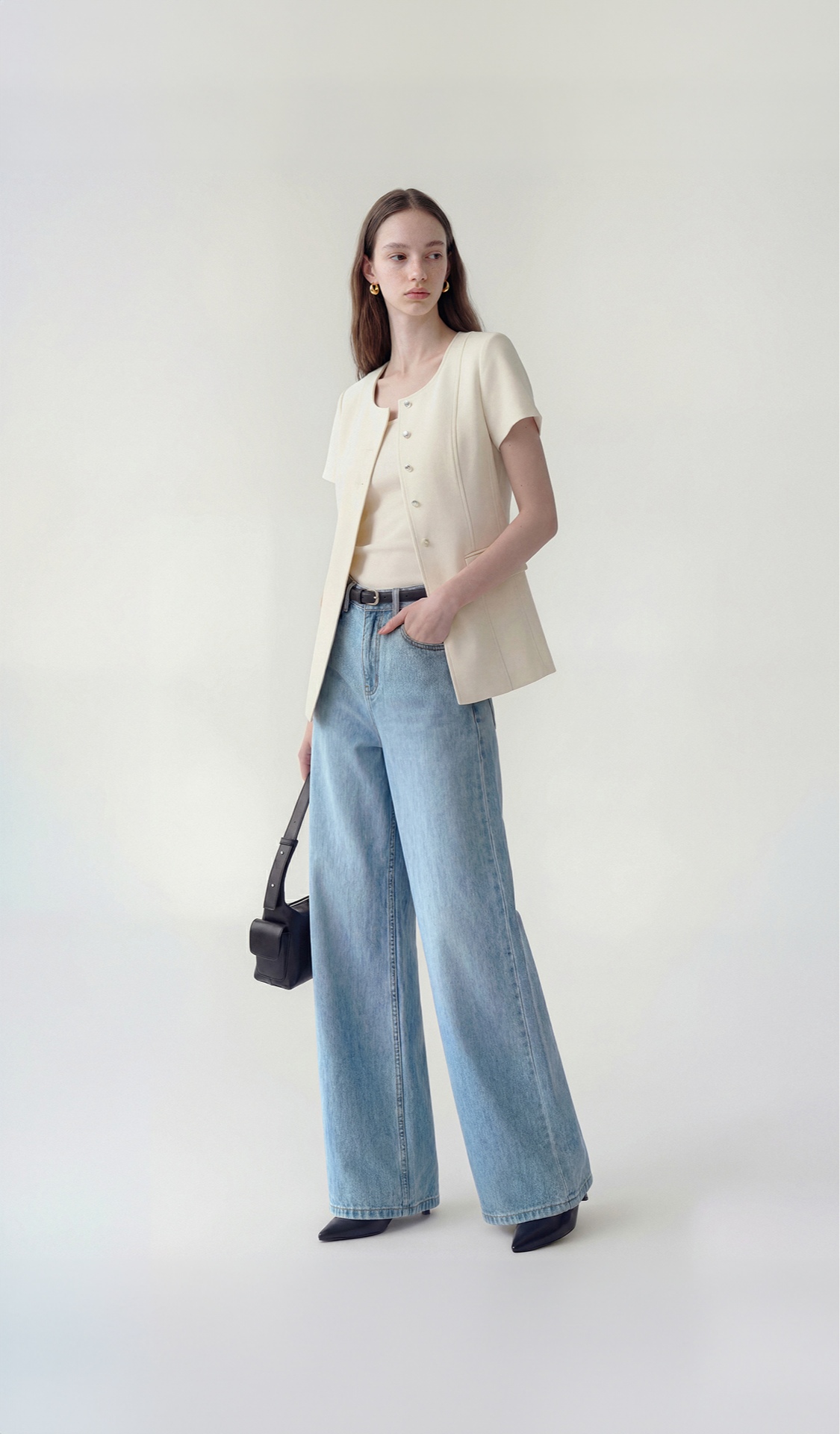 blured_LOOKAST
26 SUMMER-1
