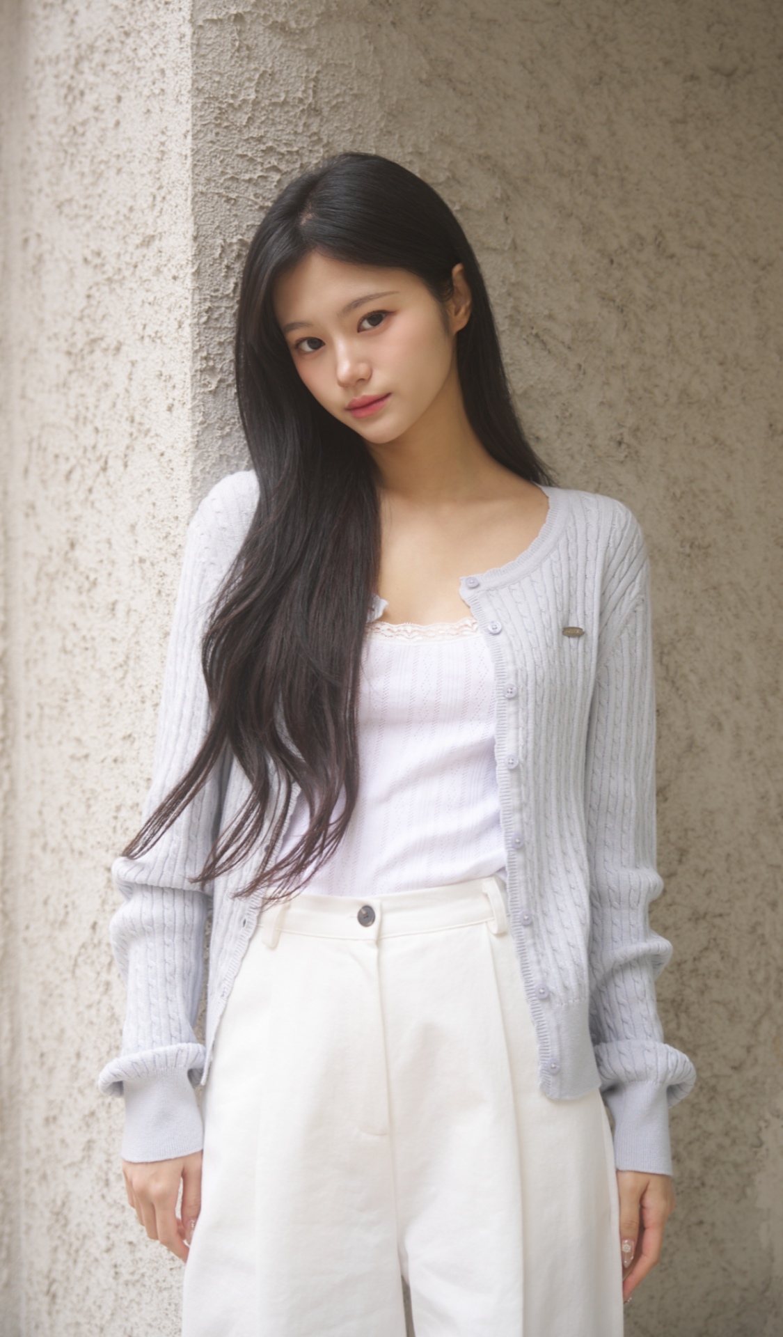 blured_스프링 컬렉션 오픈
따뜻한 무드의 