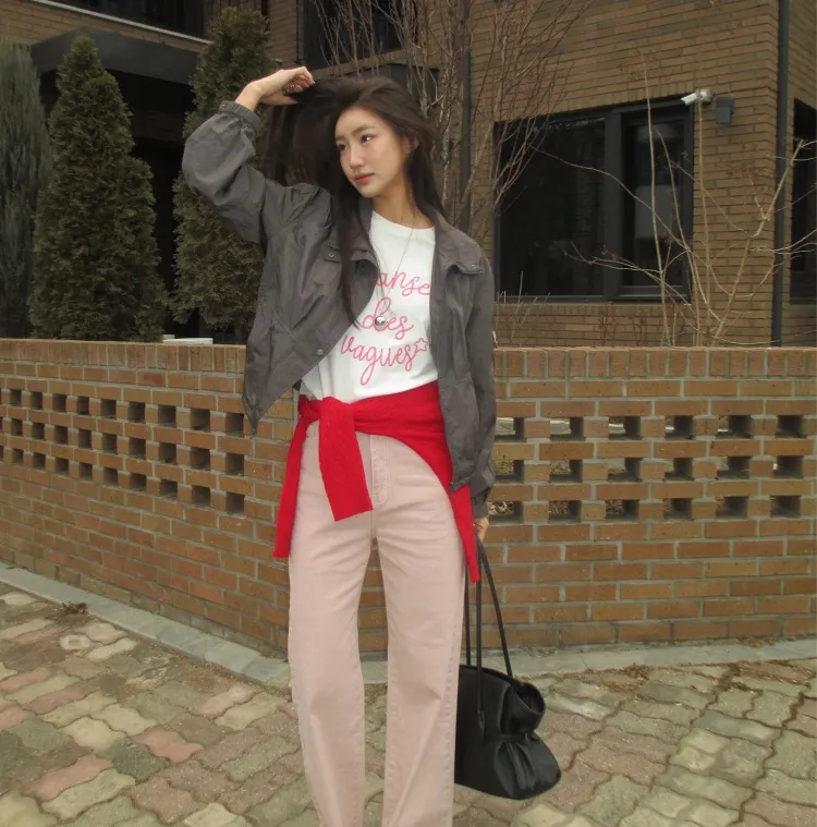 유미 PICK
나일론 하이넥 크롭 점퍼