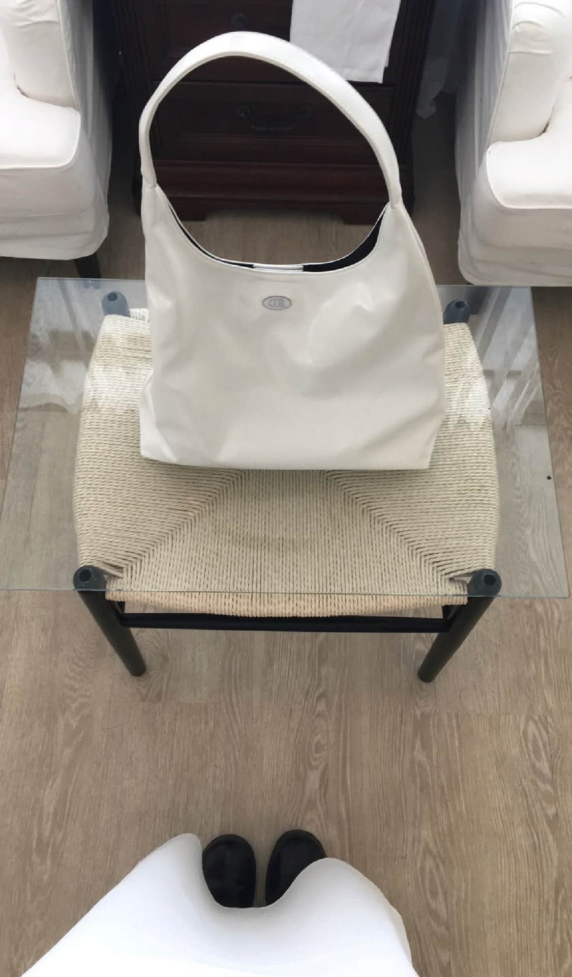 blured_어느 룩에도 찰떡
베이직한 보부상 백