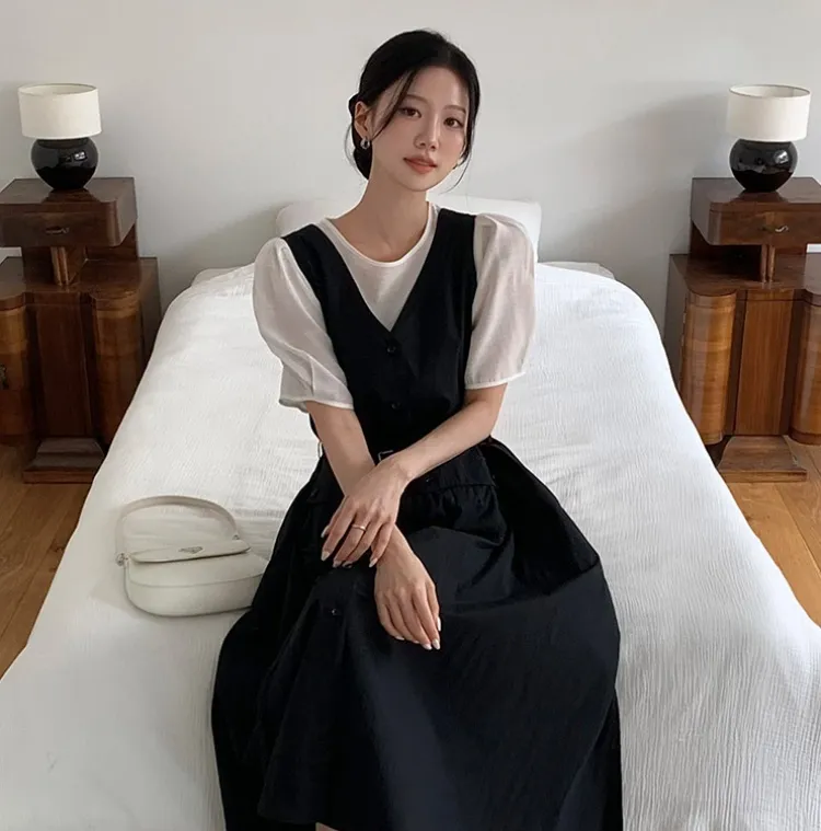 투플리 PICK
퍼프 라운드넥 블라우스