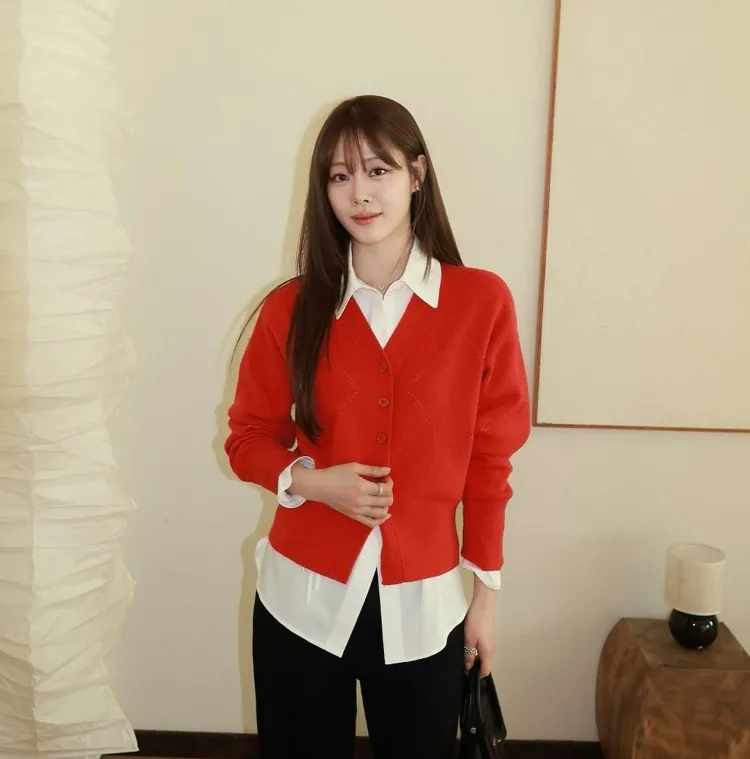 모델 이여민 PICK
다이아펀칭 브이넥 가디건