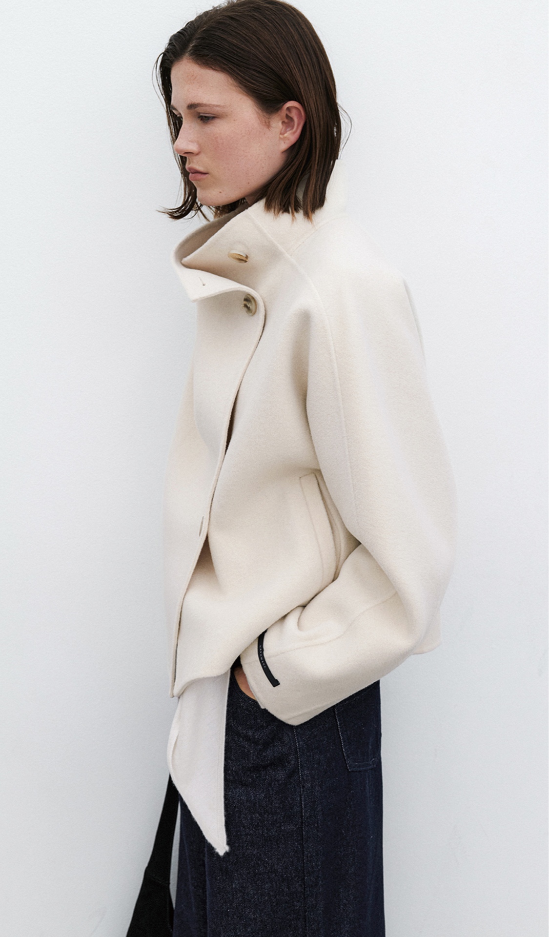 blured_AtelierNain
25F/W OUTER