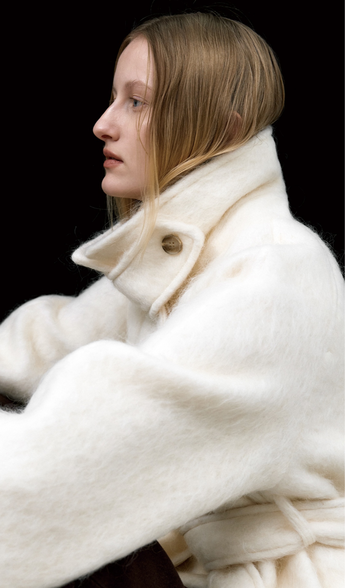 blured_AtelierNain
THE ARCHIVE