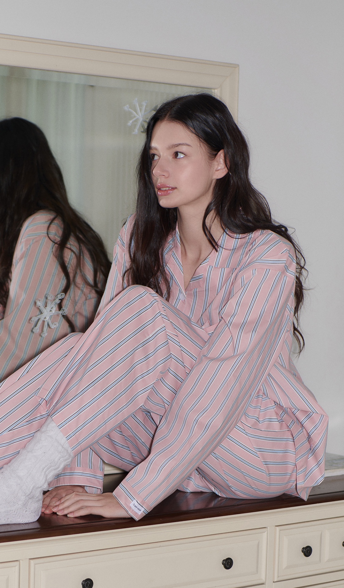 blured_기다리던 홀리데이
OFFHOUR