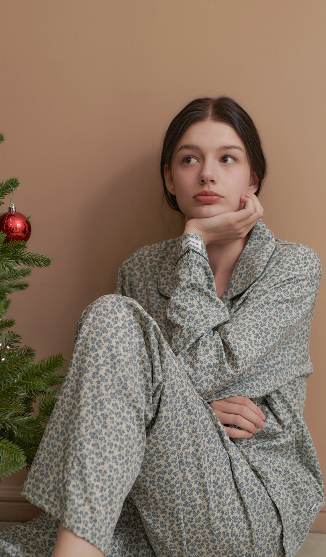 blured_따뜻한 겨울 파자마
OFFHOUR