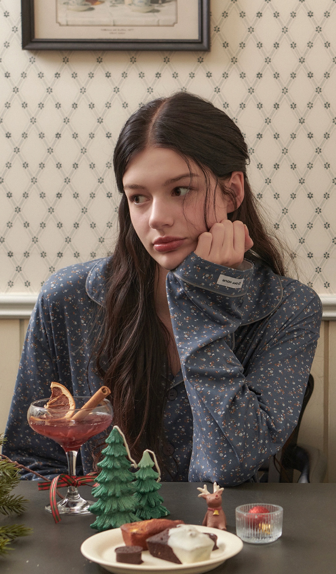 blured_따뜻한 겨울 파자마
OFFHOUR