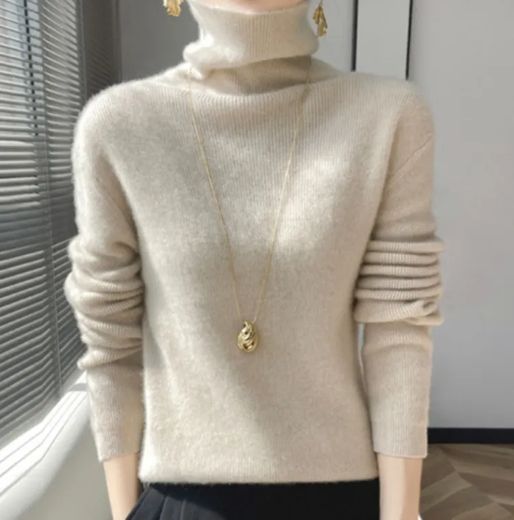 심플 무지 목폴라
털 긴팔 니트티