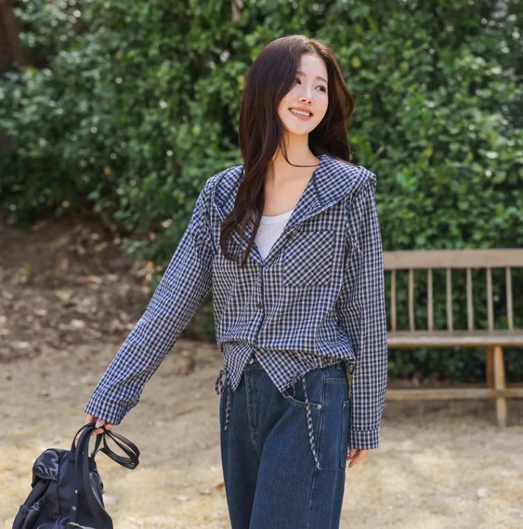 가볍고 시원하게 입는
체크패턴 후드 셔츠