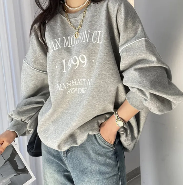 모니카룸 NEW 
세련된 무드의 맨투맨