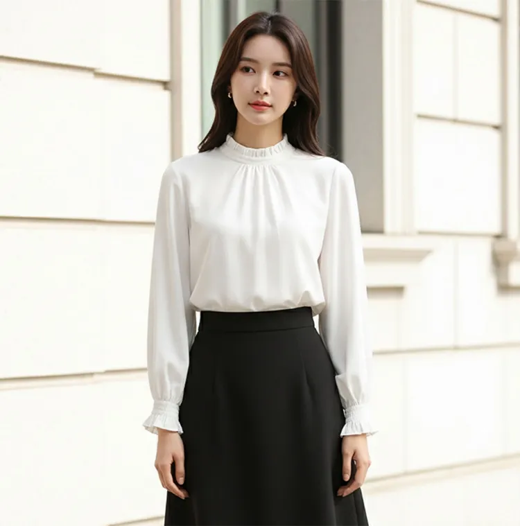 우아하고 여성스러운
봄 블라우스