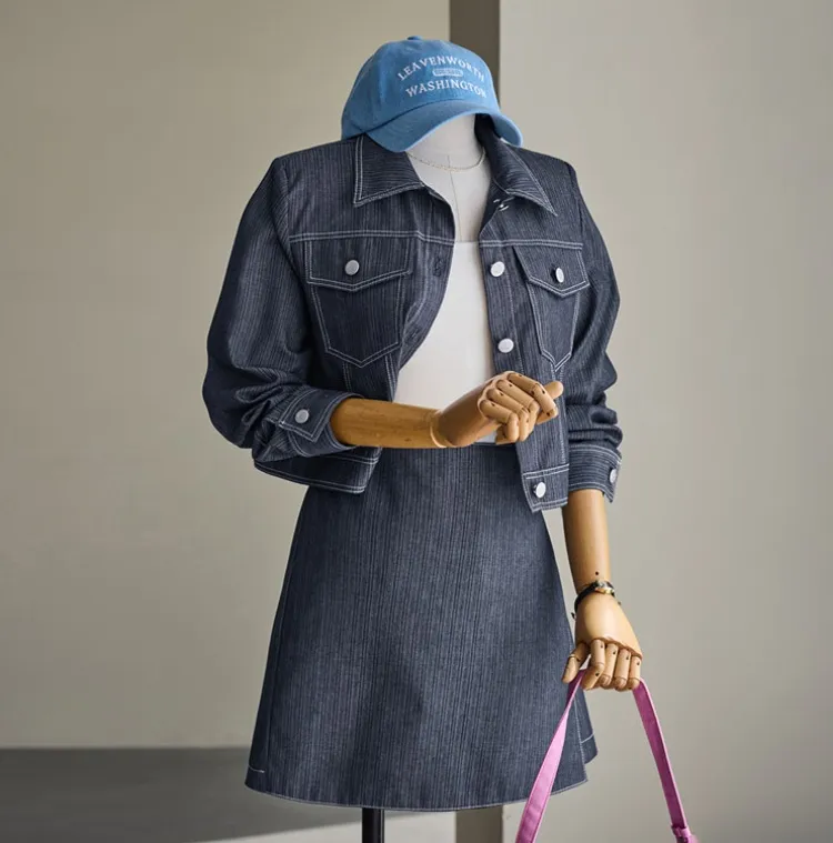 MADE A
스트라이프 랩 쇼츠 세트