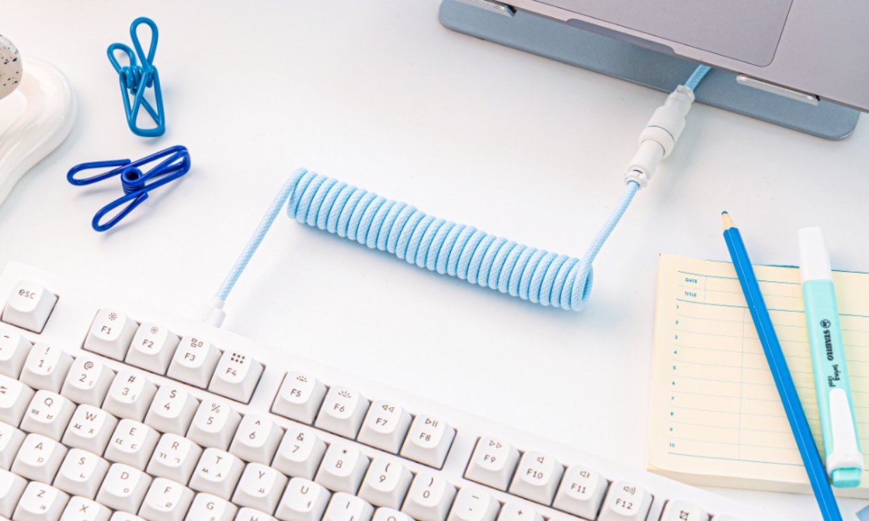 파스텔 케이블
다양한 액세서리로 키.꾸