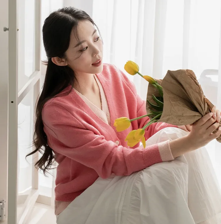 따스한 봄에 어울리는
얼굴 환해지는 컬러감 