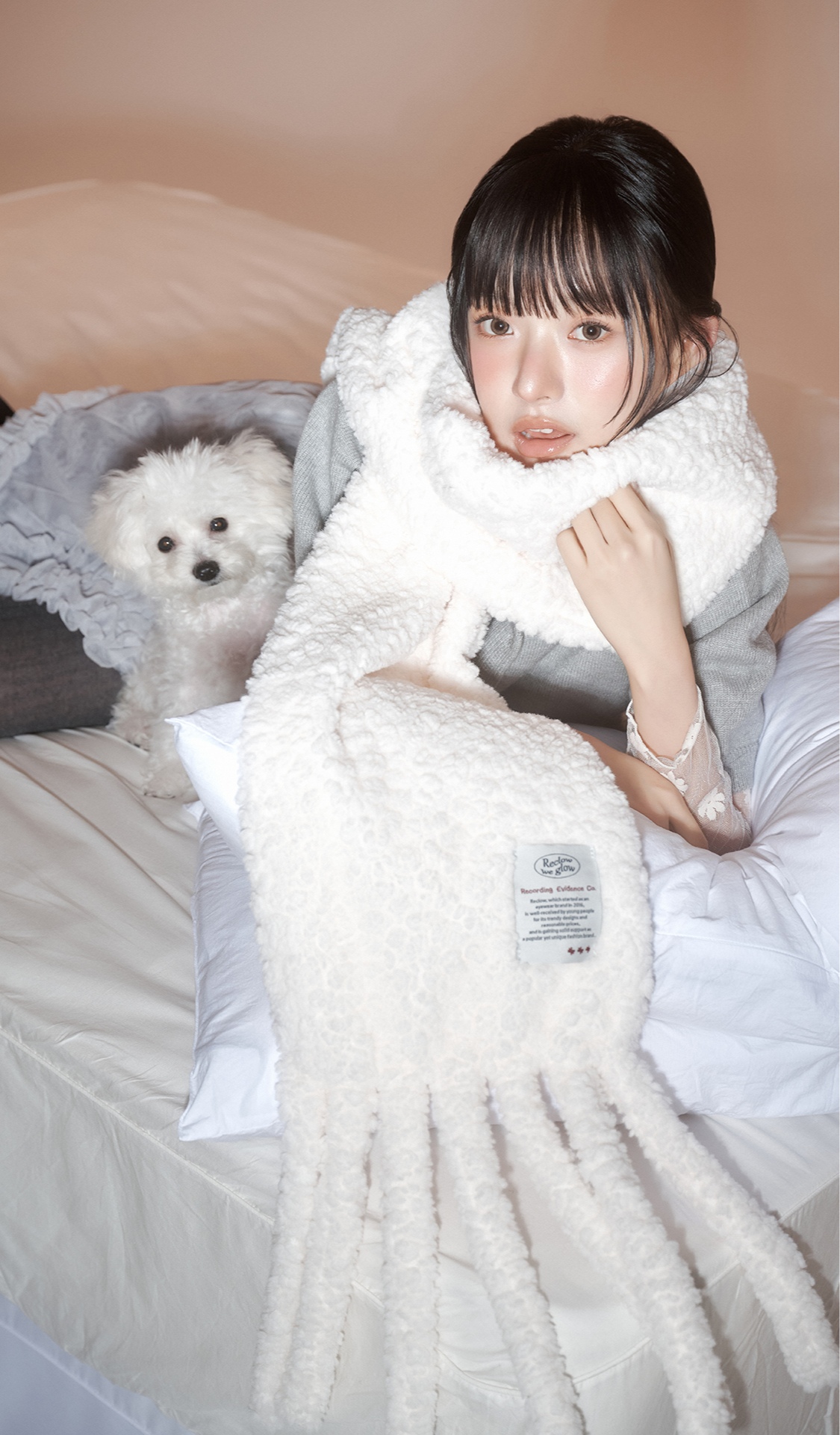 blured_COZY CHAOS
RECLOW