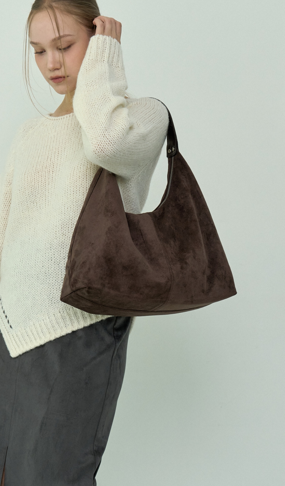 blured_지그재그 어워즈
2025 가방 1위!