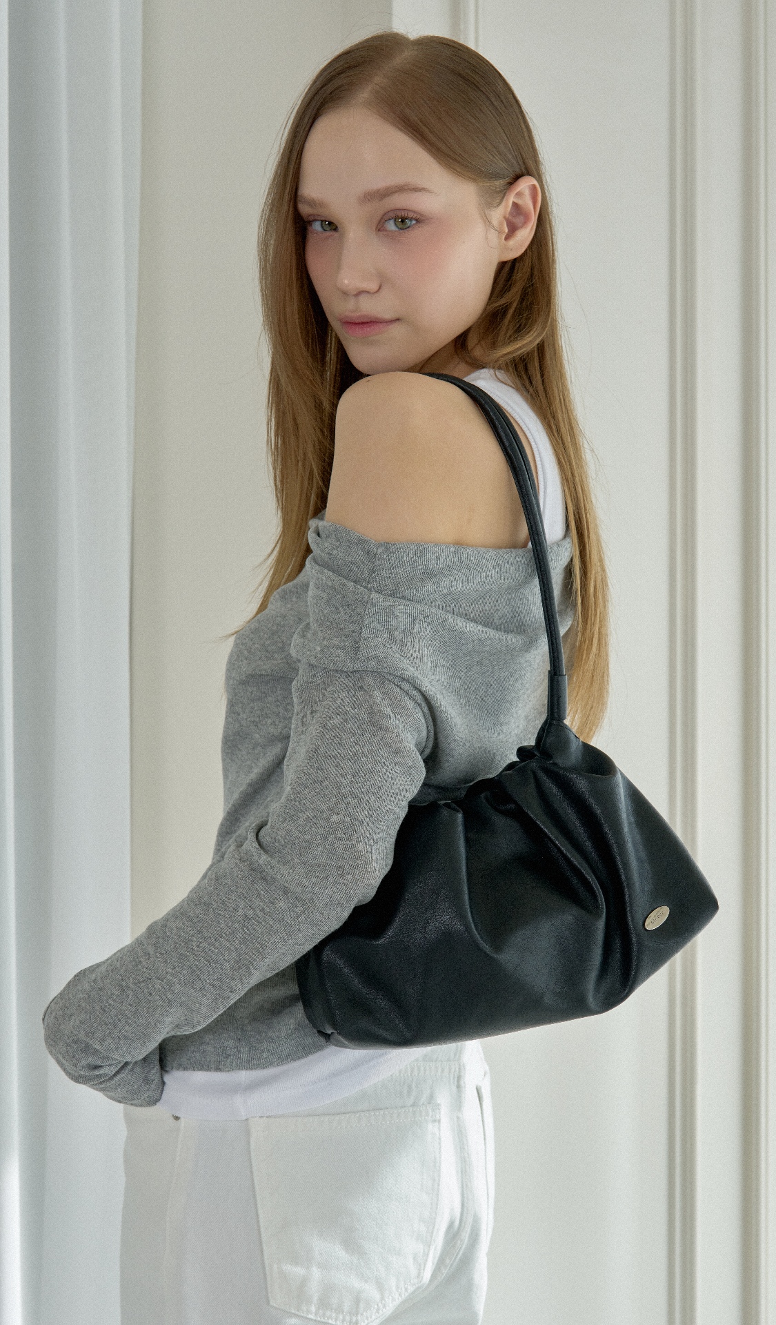 blured_복조리st.
ONLY 직잭 단독