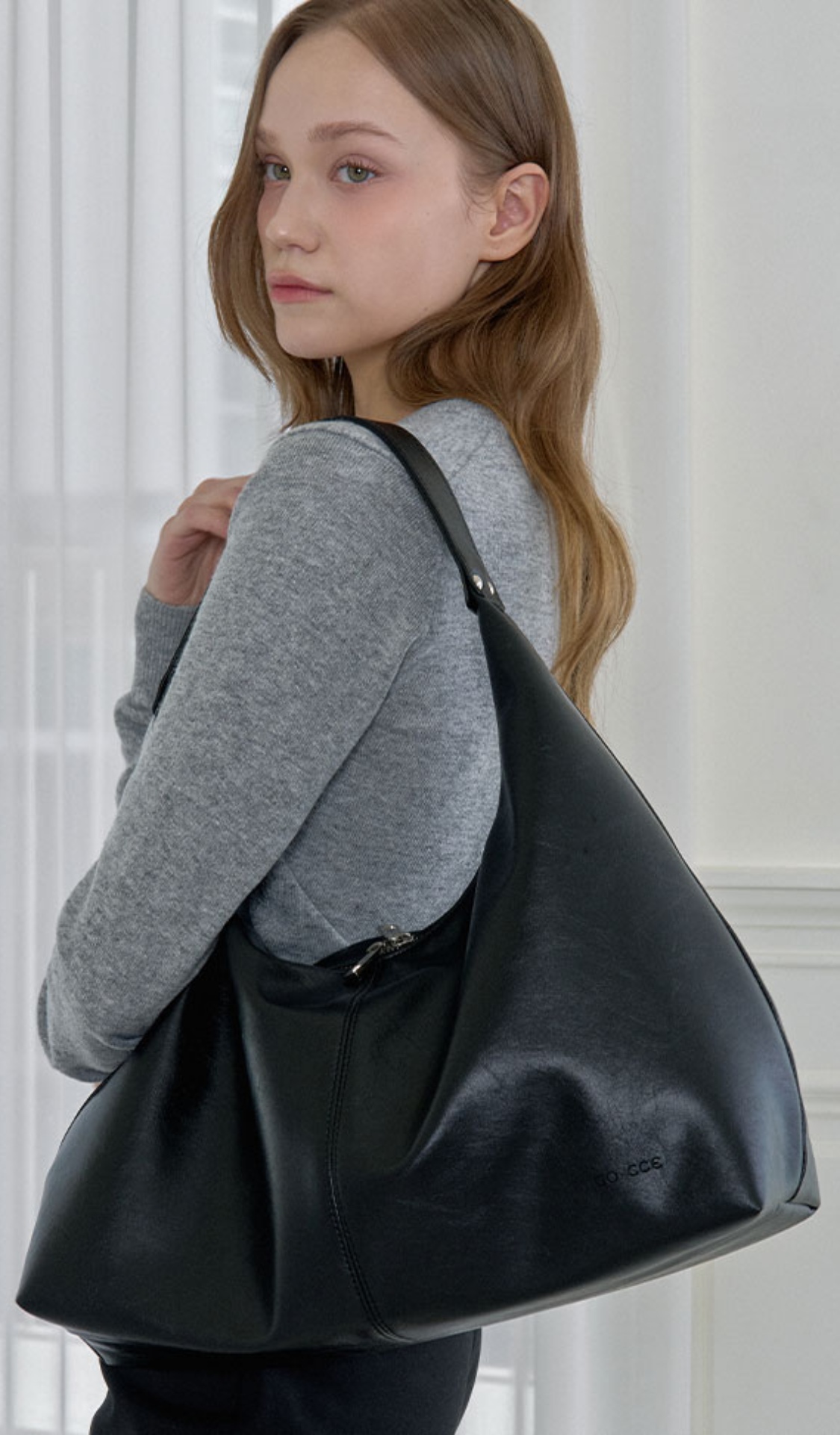 blured_15인치 노트북 수납
보부상 가방 추천!