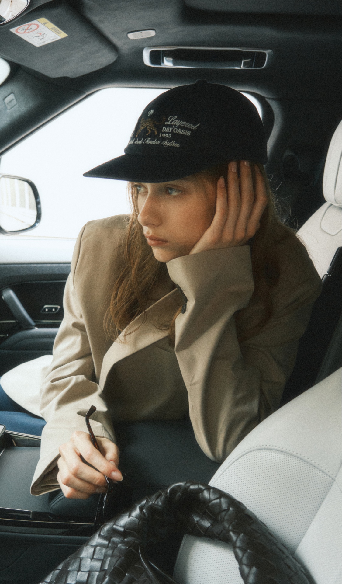 blured_25 FALL 1ST
BEST ITEM 