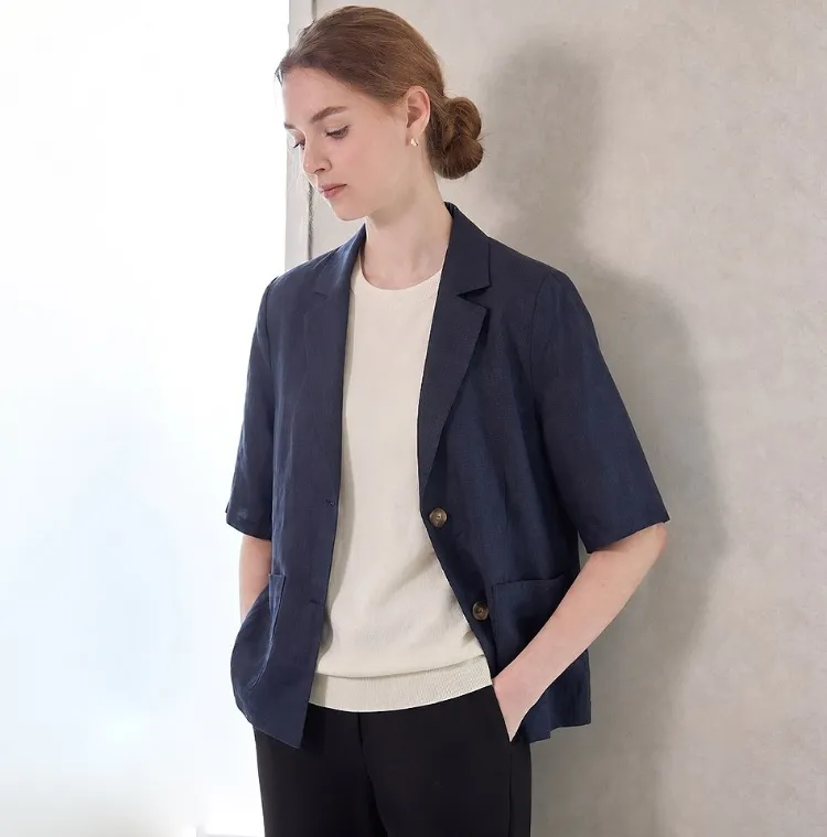 활용도 높은 기본템
린넨 자켓