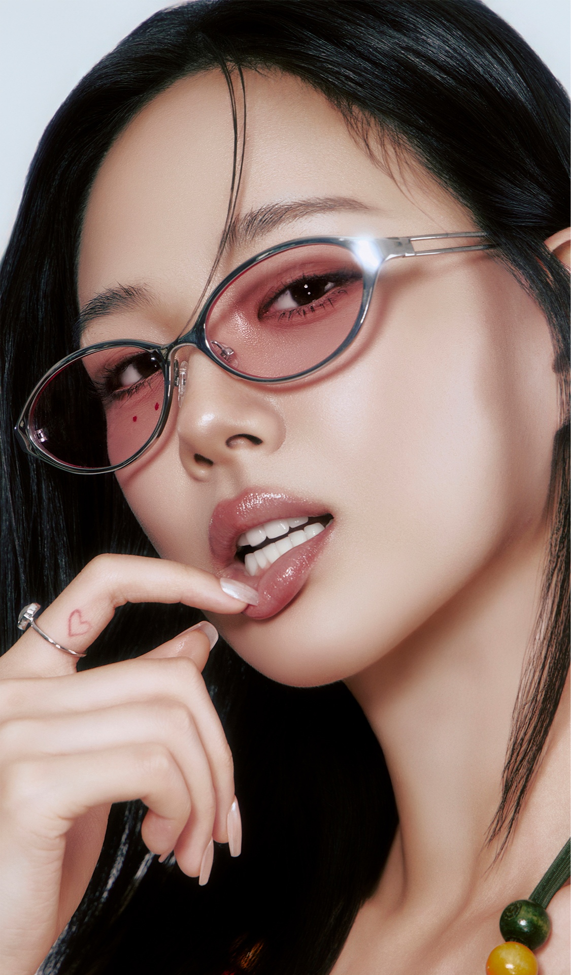 blured_바캉스 아이웨어
지그재그 단독특가 