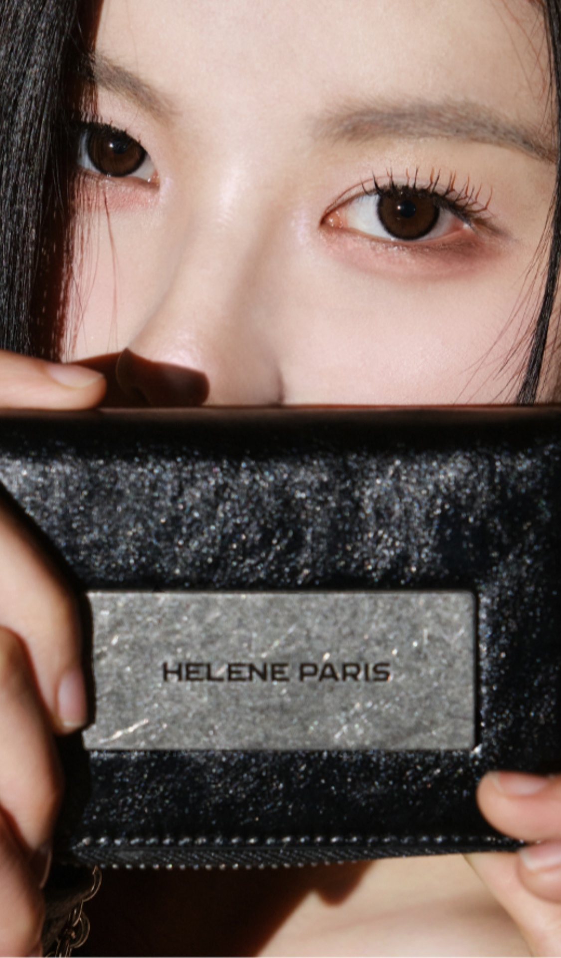 blured_self,
in Pause