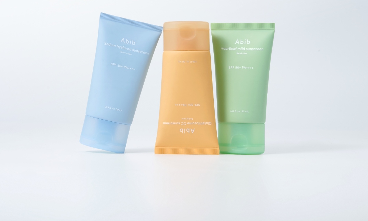 내 피부에 맞는 선케어
UV 에이징 선크림 3종