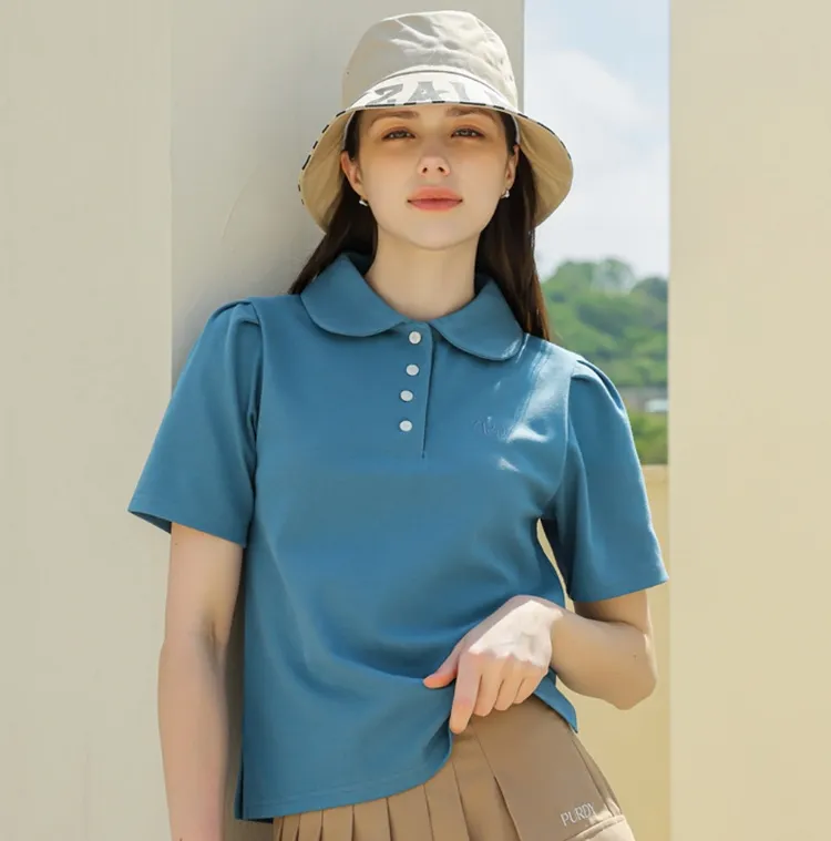 페미닌한 매력이 느껴지는
클래식한 피케이 티셔츠