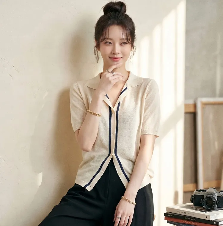 꾸안꾸 완성 아이템
반팔 가디건